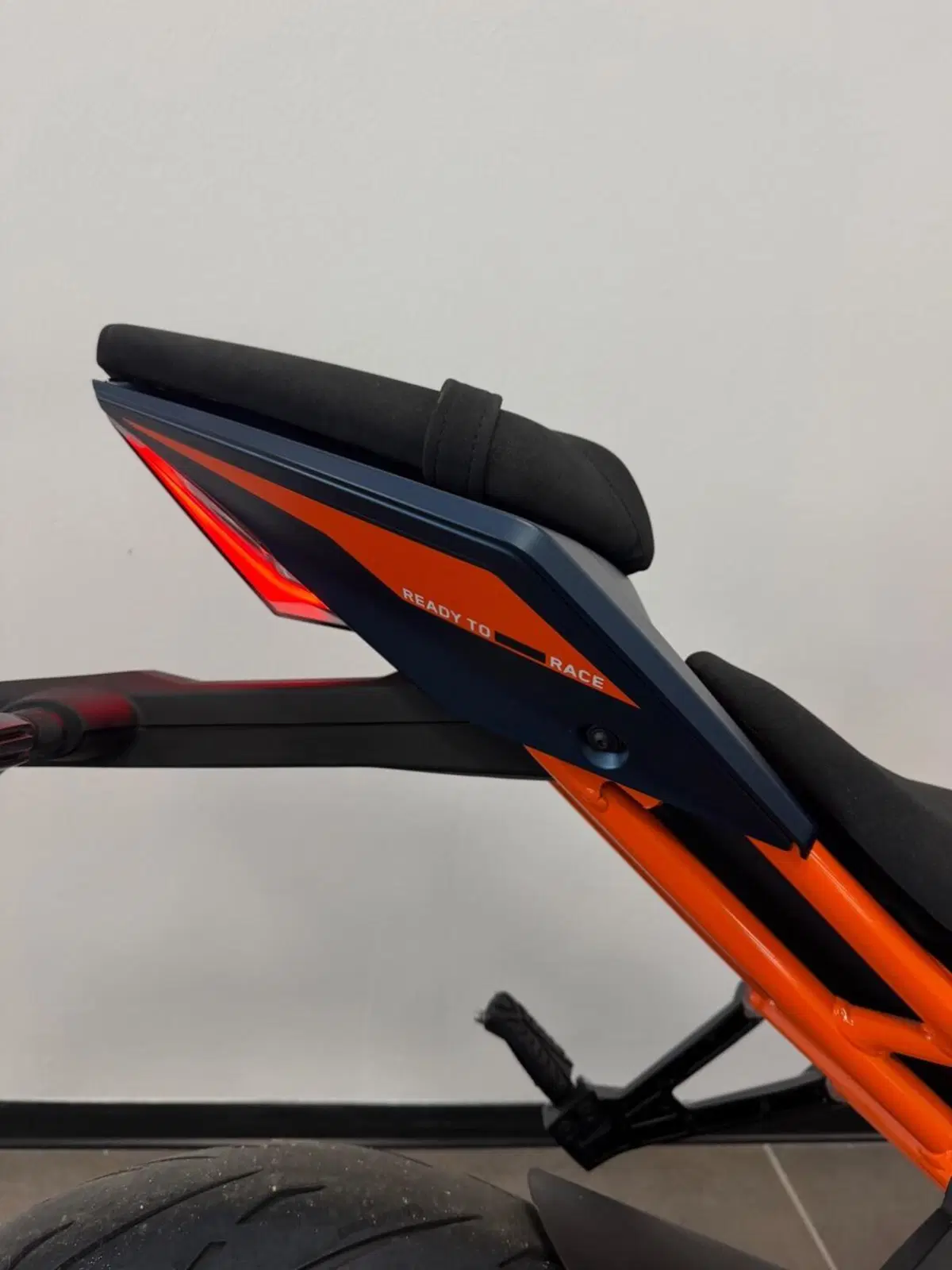 KTM RC 390 (2022 - 26) (11)