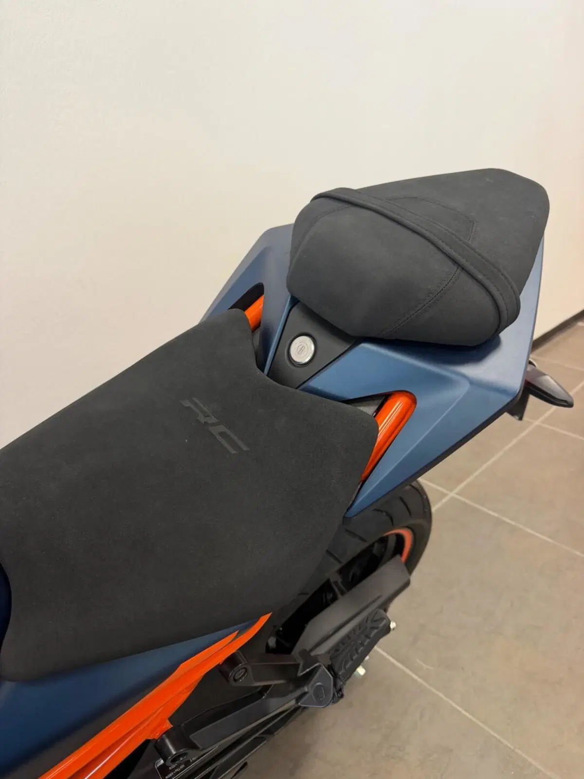 KTM RC 390 (2022 - 26) (15)