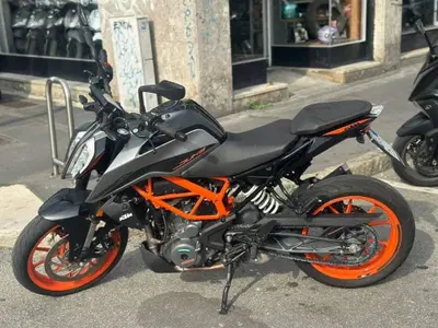 KTM 390 Duke (2021 - 23) usata