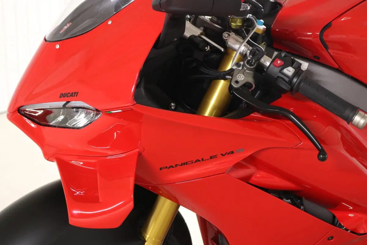 Ducati Panigale V4 S (2025 - 26) (3)