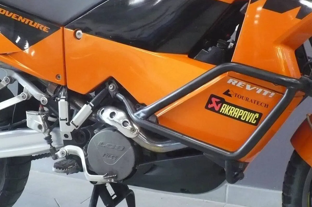 KTM 950 Adventure (2003 - 06) (9)