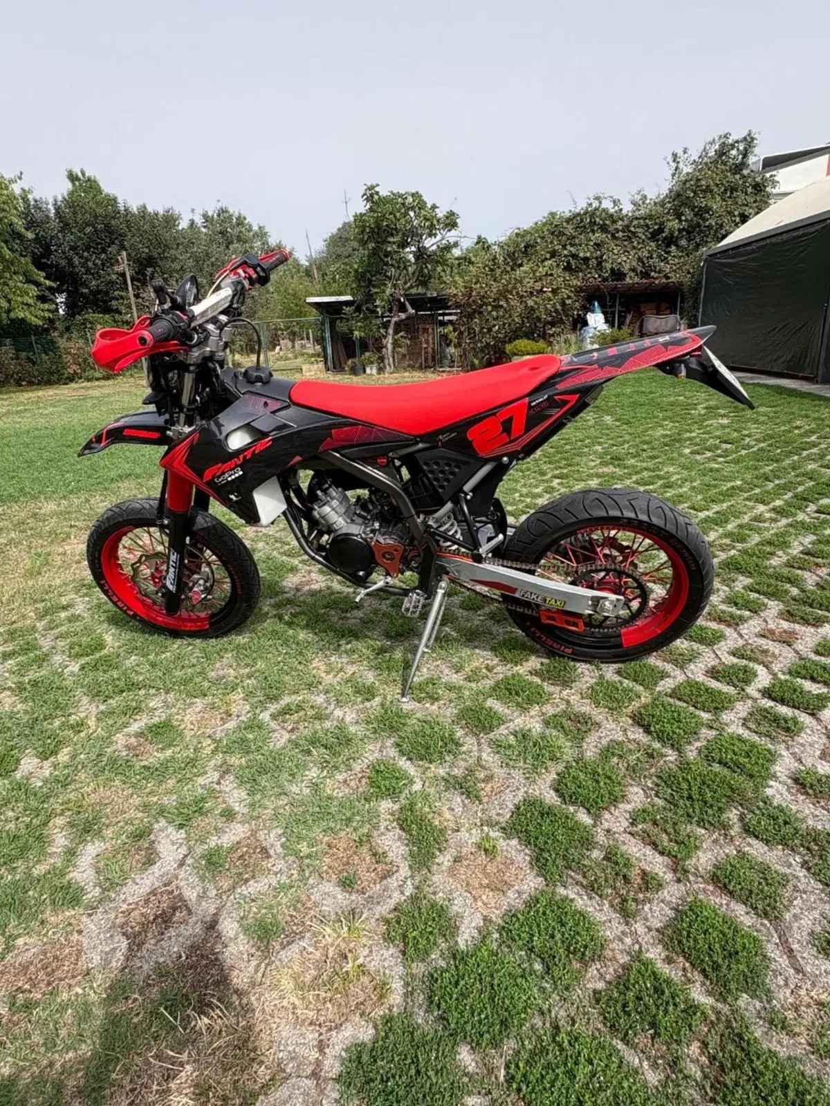 Fantic Motor Motard 50 M Performance 2t (2017) (3)