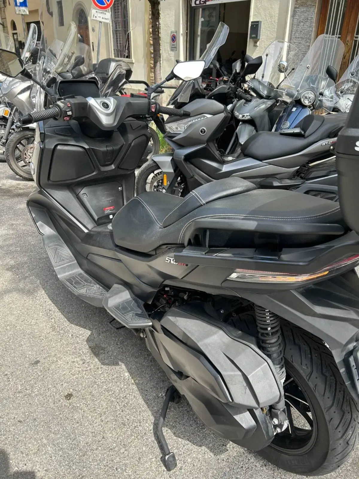Voge Sfida SR4 (2022 - 24) (2)