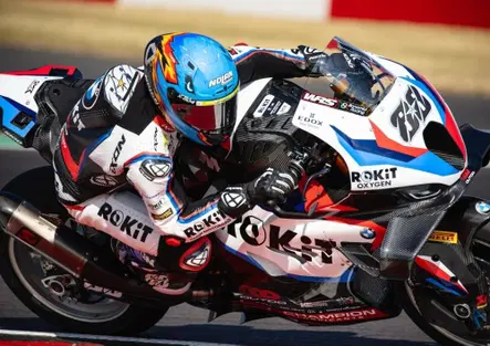 SBK Piloti e squadre si preparano per Magny Cours