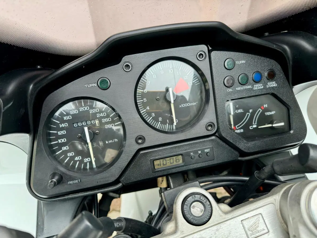 Honda VFR 750 F (1994 - 97) (4)