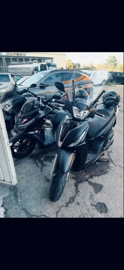 Kymco People 125i S ABS (2024 - 26) usata