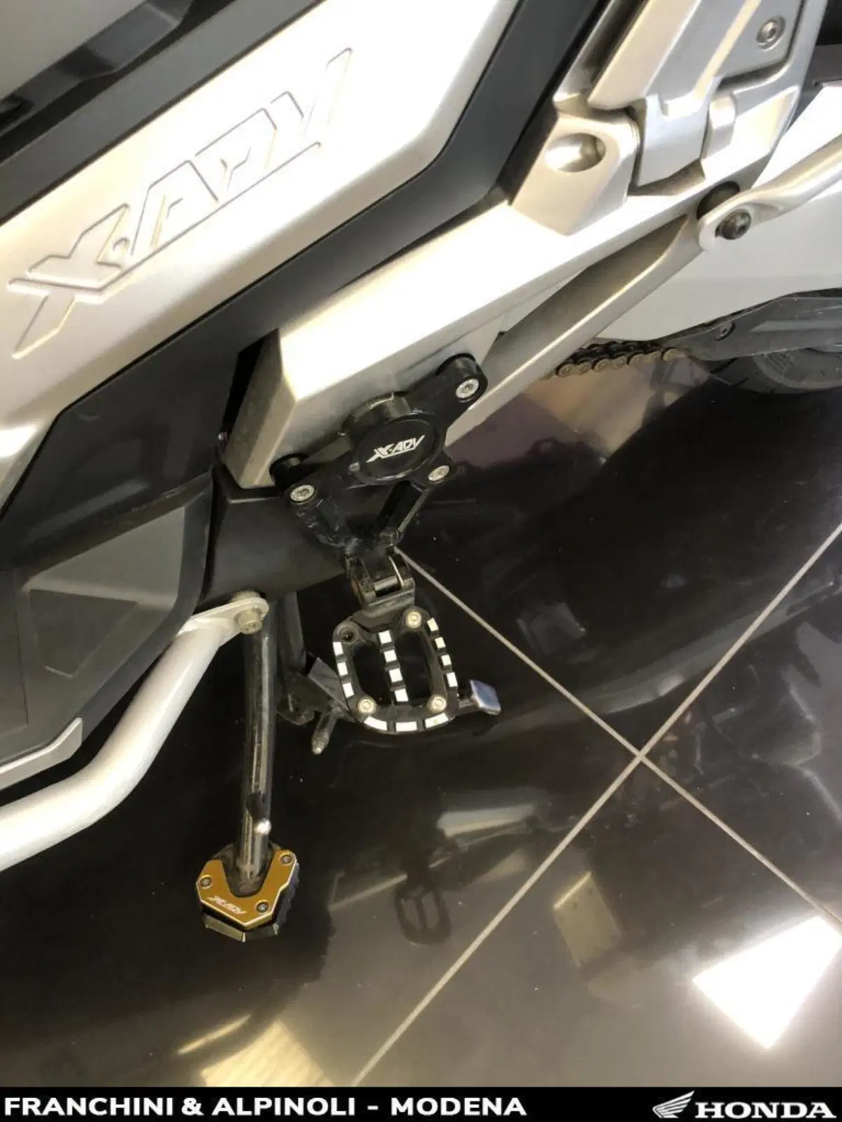 Honda X-ADV 750 Desert Track (2018 - 20) (16)