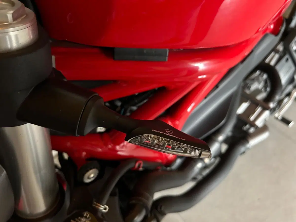 Ducati Monster 821 (2018 - 20) (6)