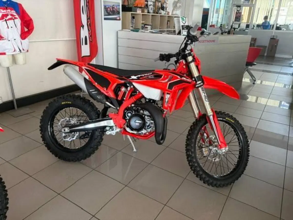 Betamotor RR X-PRO 300 2T Enduro (2027)