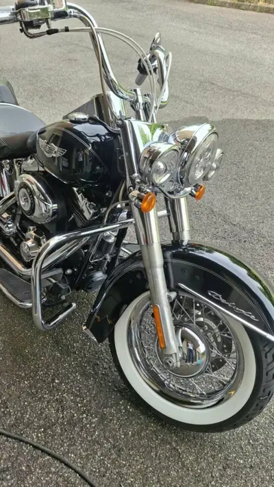 Harley-Davidson 1690 Deluxe ABS (2011 - 16) - FLSTN usata