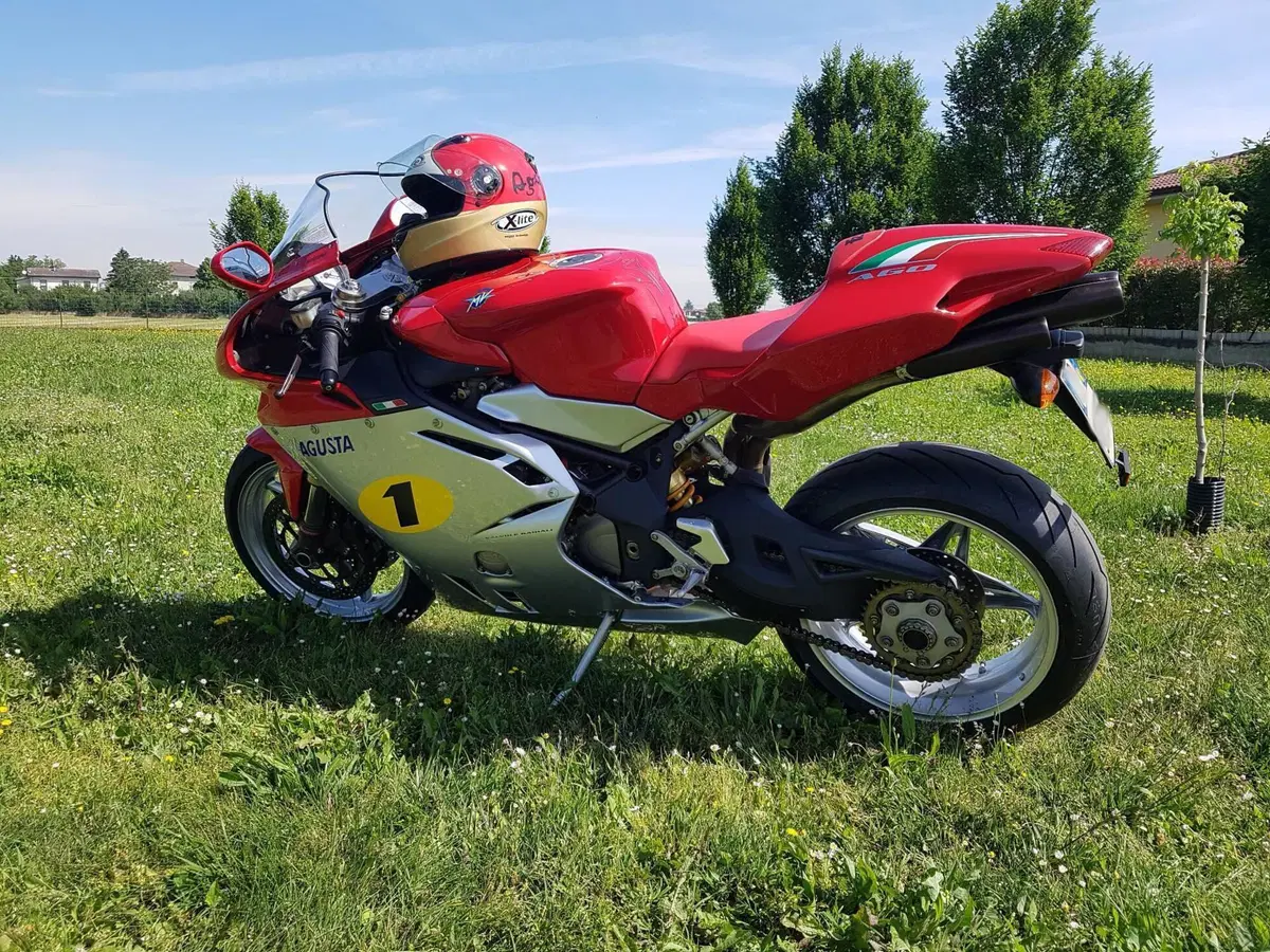 MV Agusta F4 1000 S (2004 - 05) (2)
