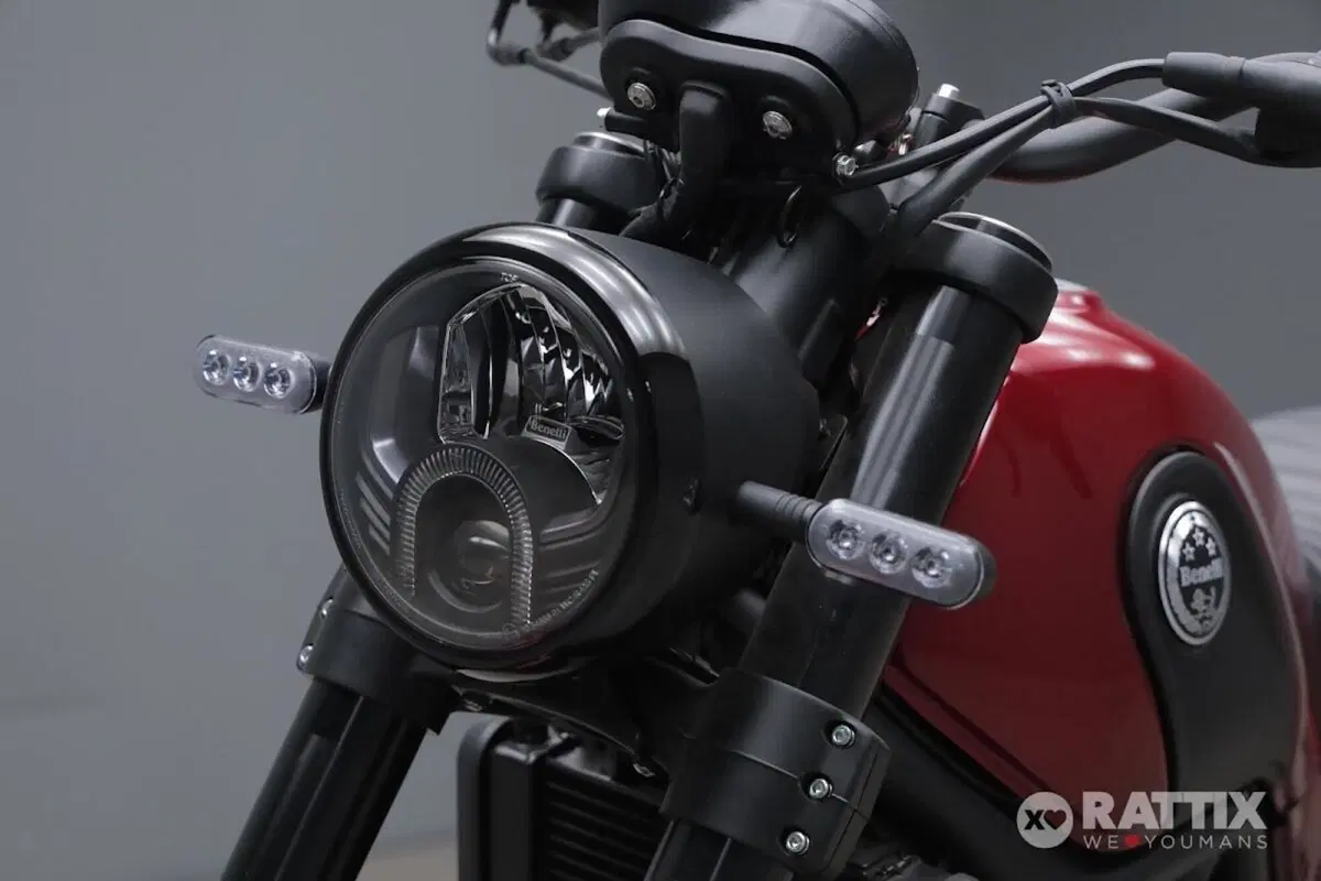 Benelli Leoncino 500 (2021 - 25) (6)