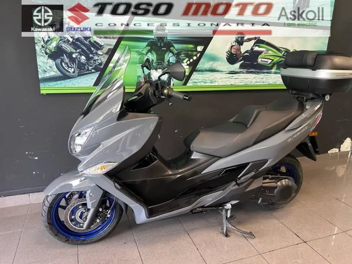 Suzuki Burgman 400 (2022 - 24) (8)