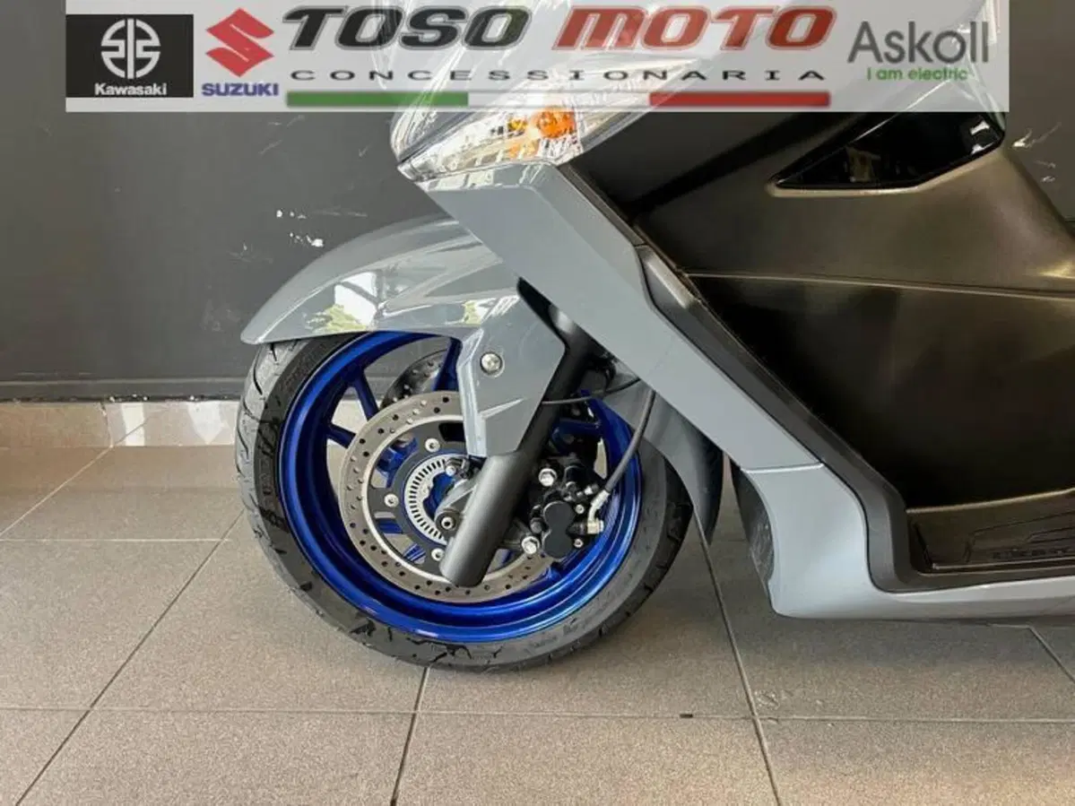 Suzuki Burgman 400 (2022 - 24) (9)