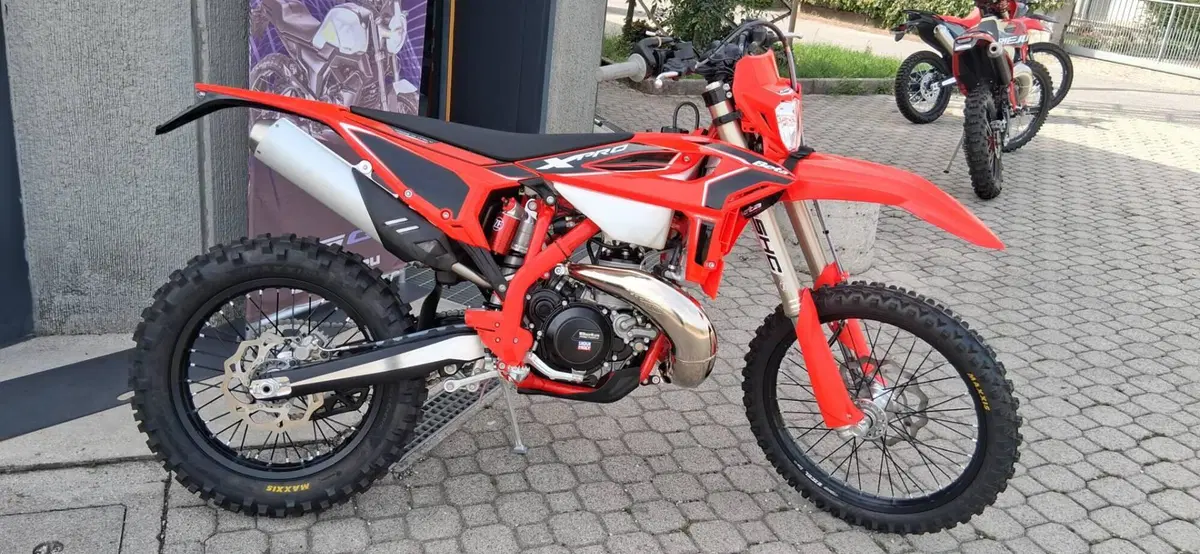 Betamotor RR X-PRO 300 2T Enduro (2027)
