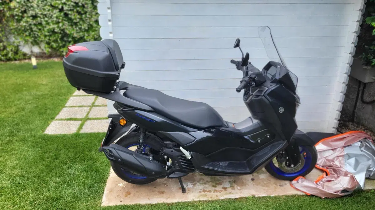 Yamaha N-Max 125 Tech Max (2025 - 26) (2)