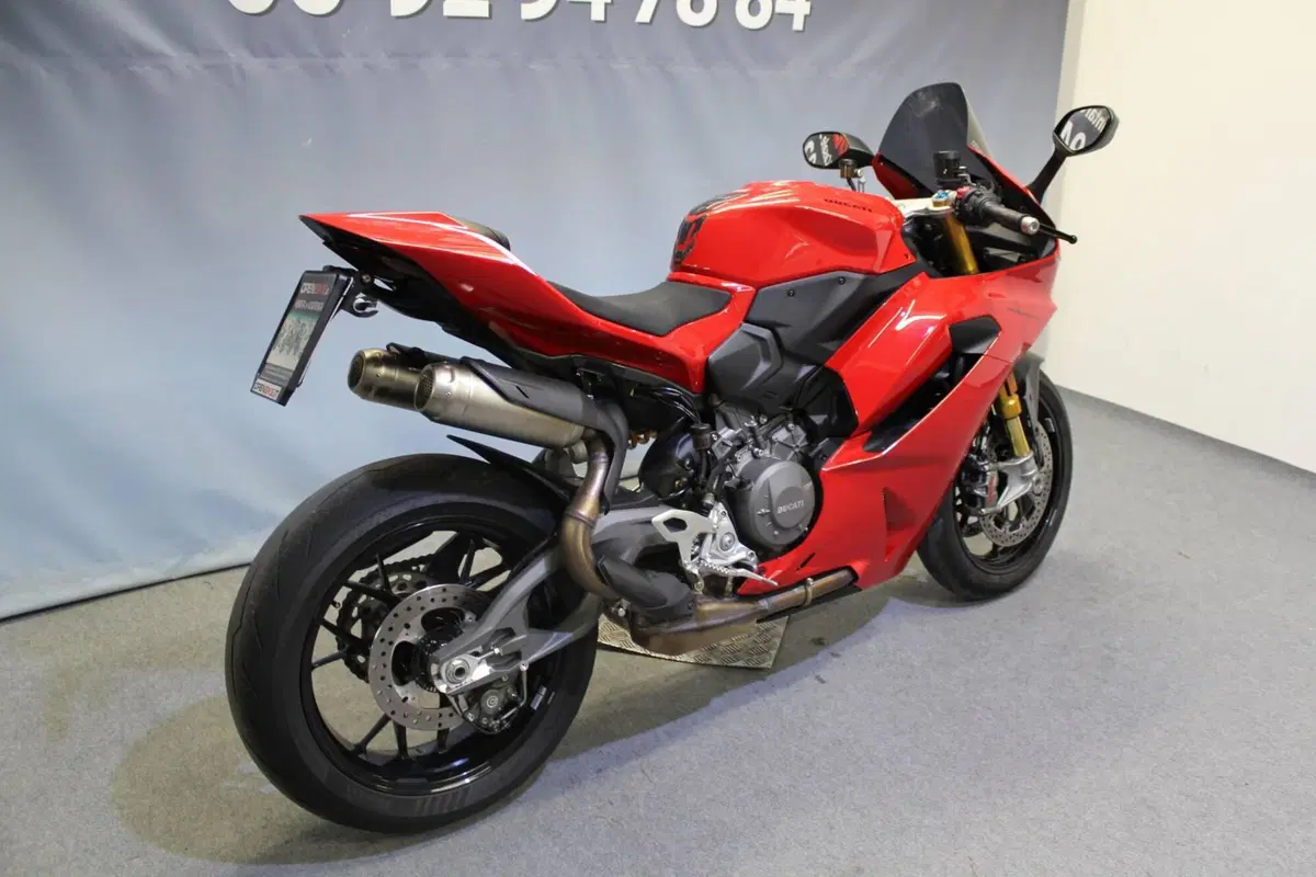 Ducati Panigale V2 S (2025 - 26) (2)