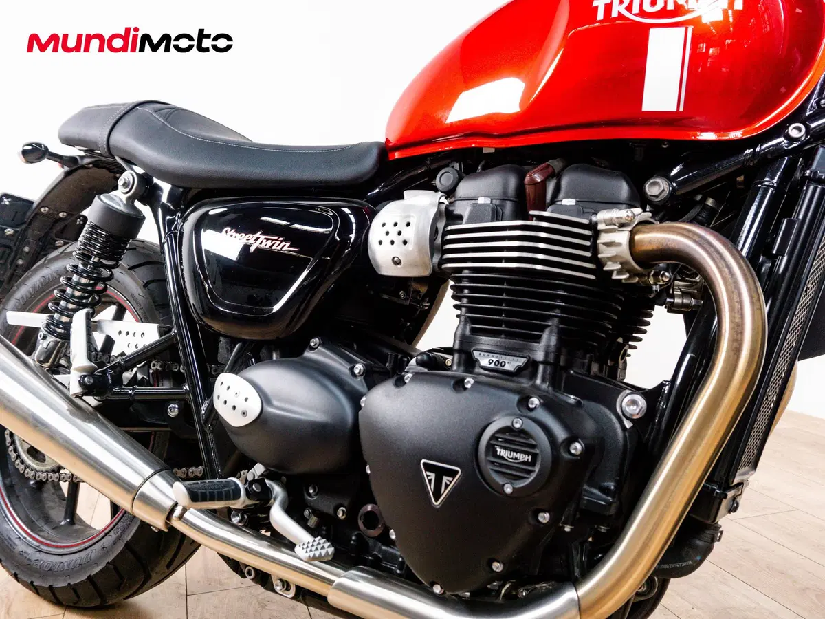 Triumph Street Twin 900 (2017 - 18) (5)