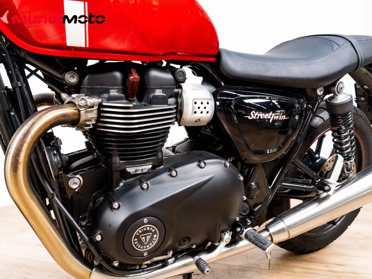 Triumph Street Twin 900 (2017 - 18) (9)