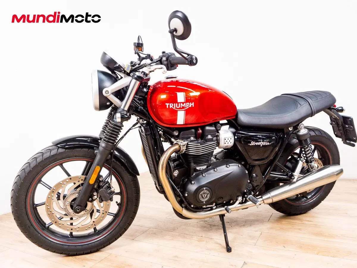 Triumph Street Twin 900 (2017 - 18) (8)