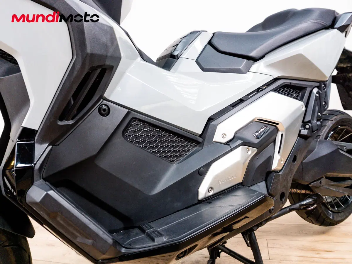 Honda X-ADV 750 Gravel (2025 - 26) (9)
