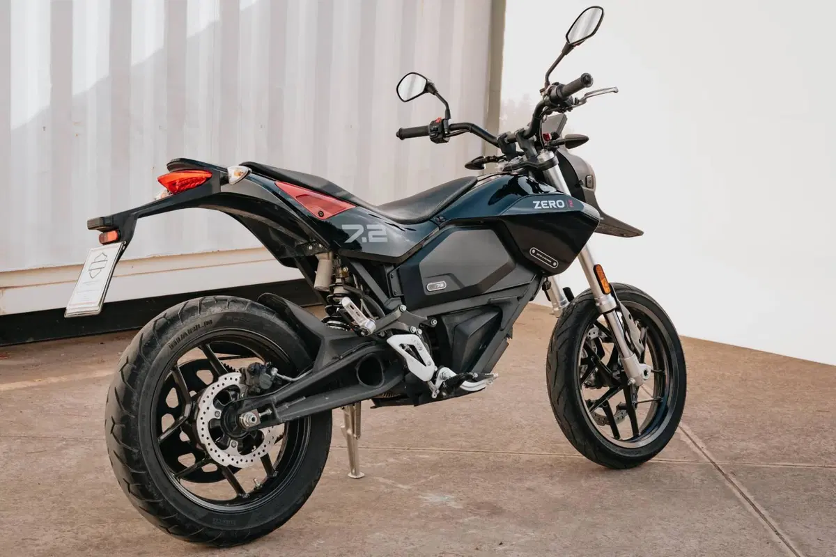 Zero FXE (2022 - 25) (3)