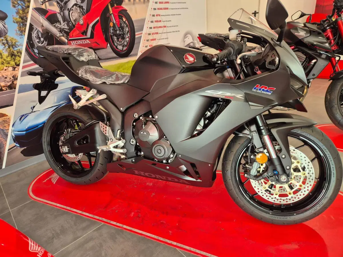 Honda CBR 600 RR (2024 - 26)
