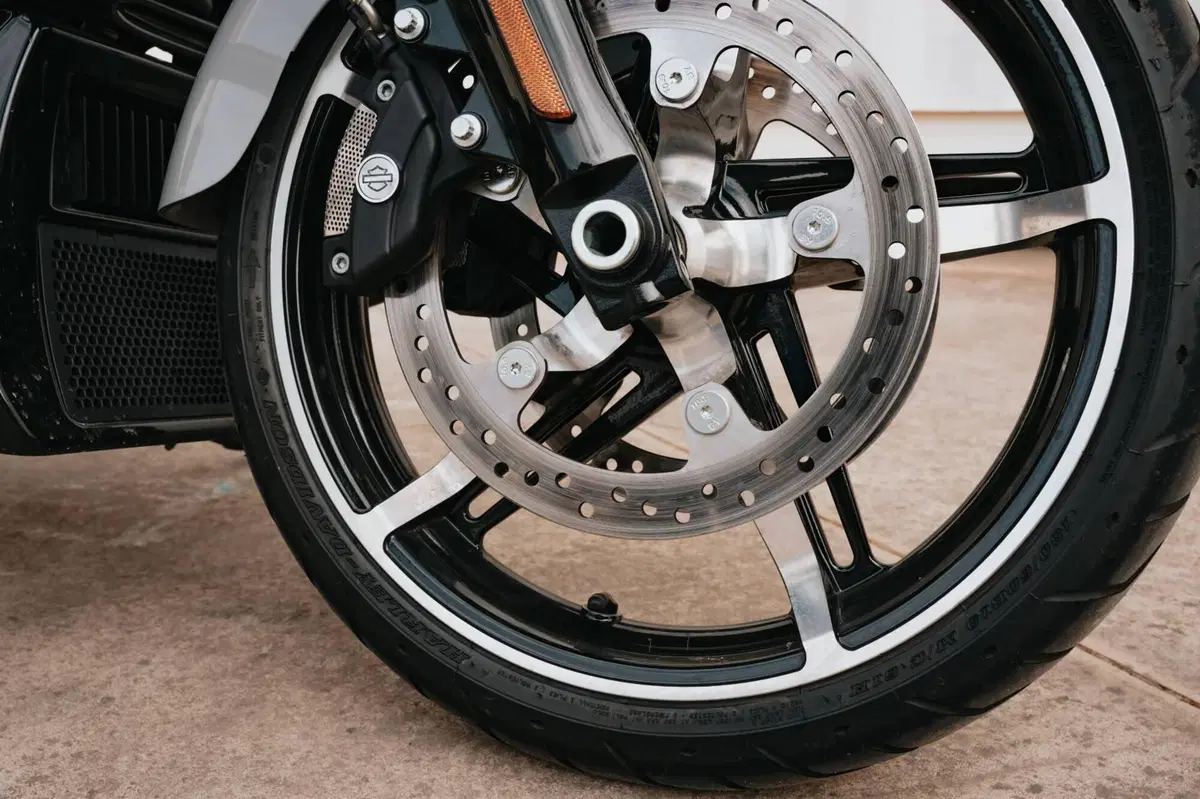 Harley-Davidson Street Glide (2024 - 26) (8)