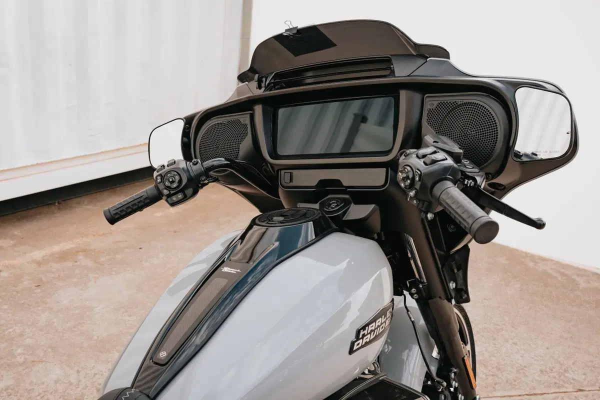 Harley-Davidson Street Glide (2024 - 26) (13)