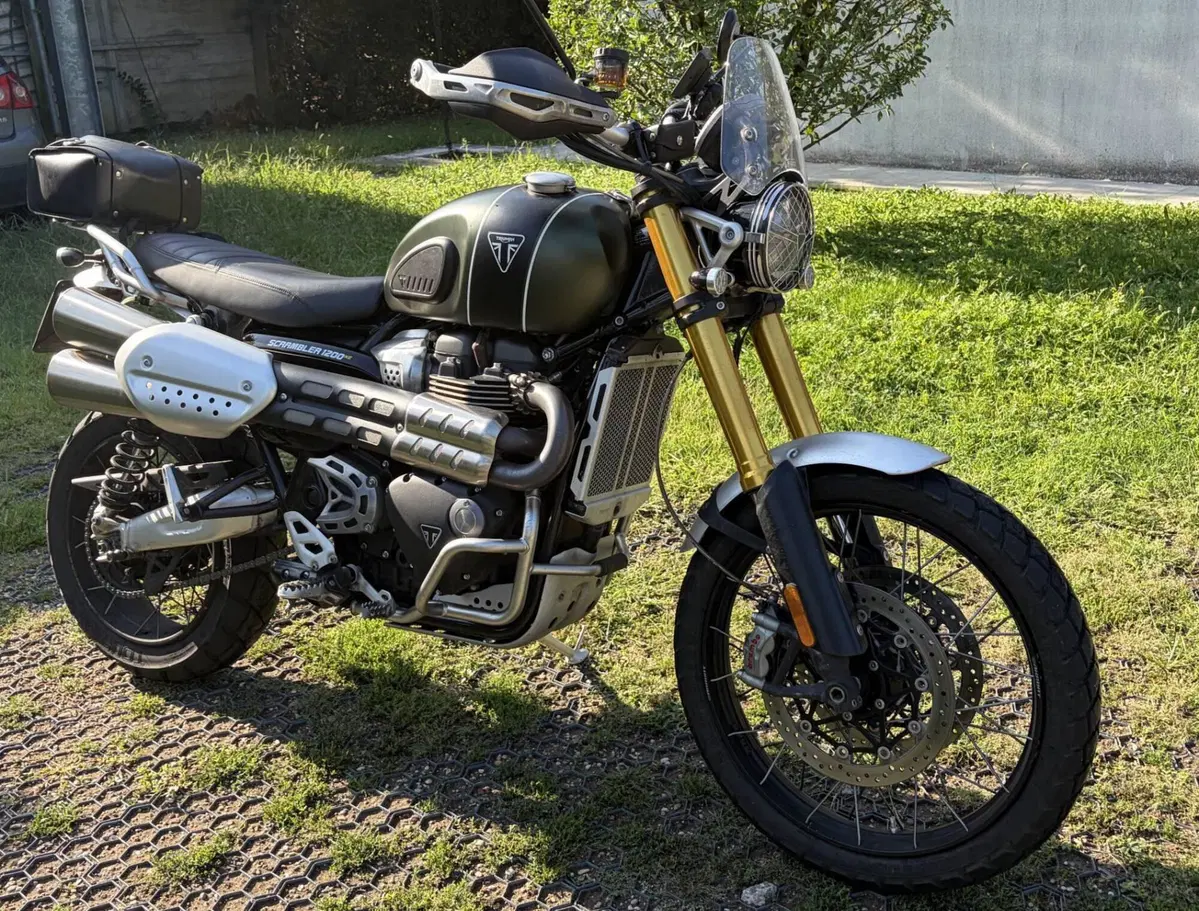 Triumph Scrambler 1200 XE (2021 - 23) (10)