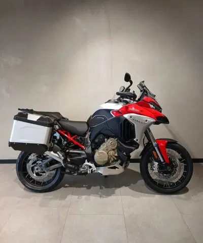 Ducati Multistrada V4 Rally (2026) usata