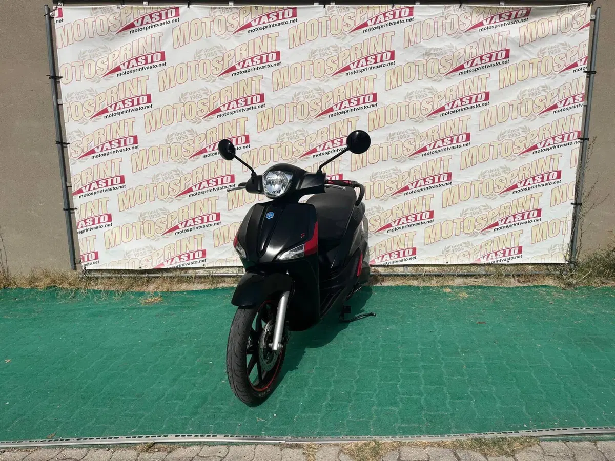 Piaggio Liberty 50 S RST (2025 - 26) (3)