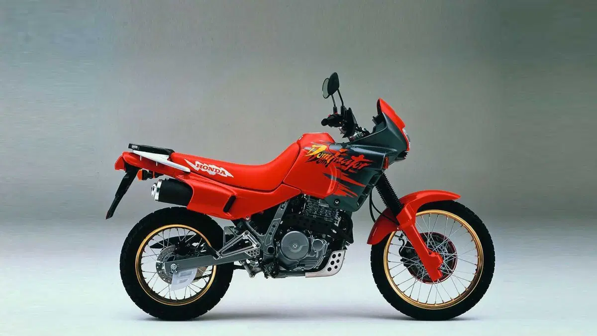Honda NX 650 Dominator NX 650 Dominator (1991 - 95)