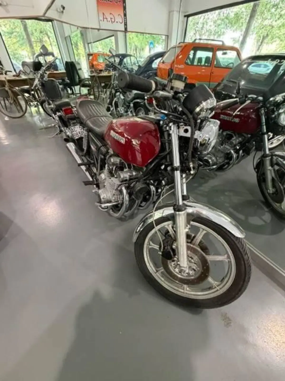 Suzuki gs 750