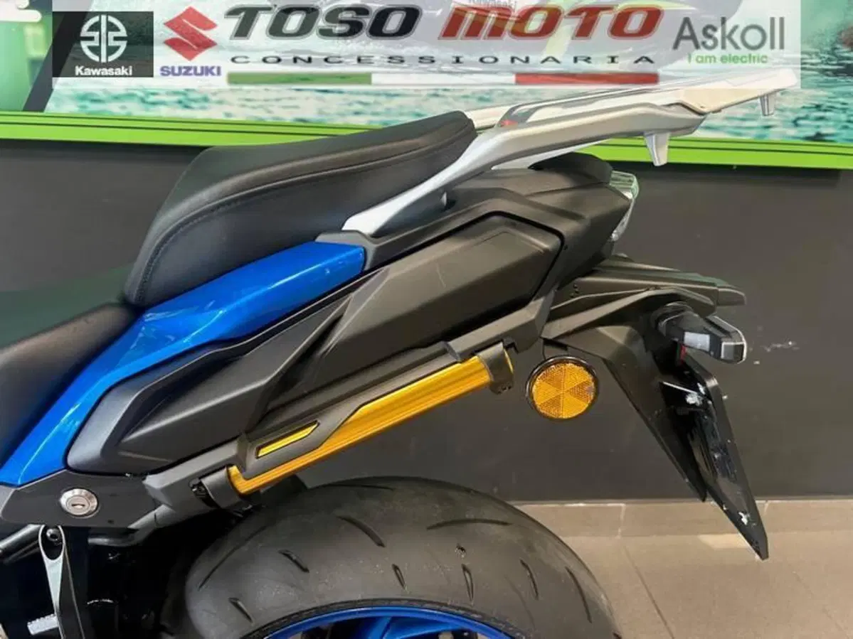 Suzuki GSX-S1000GX (2024 - 26) (12)