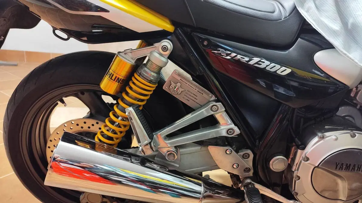 Yamaha XJR 1300 SP (2)