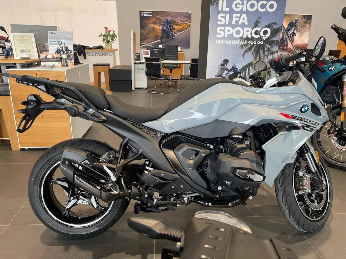 Bmw R 1300 RS (2026) (2)