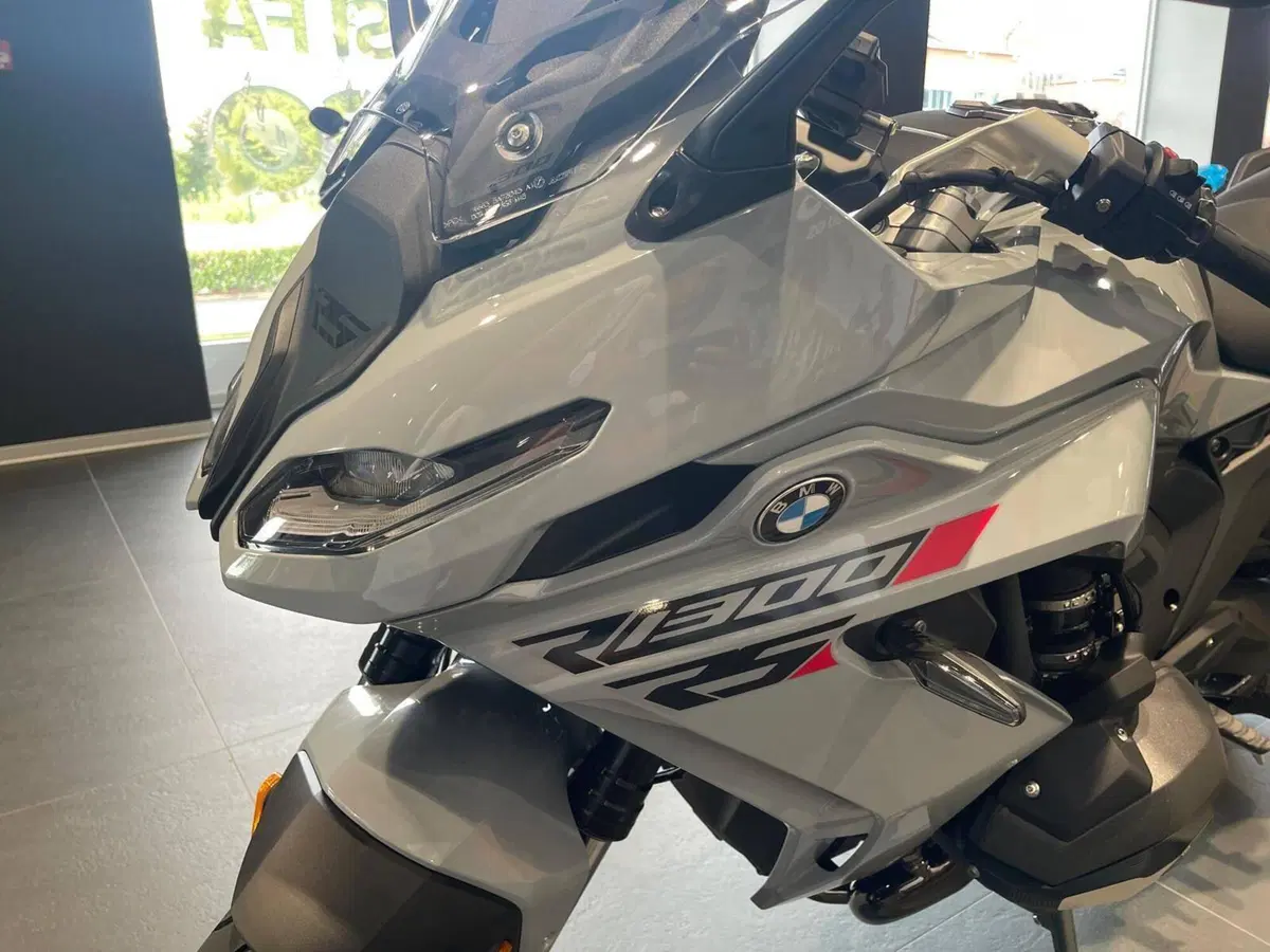 Bmw R 1300 RS (2026) (4)