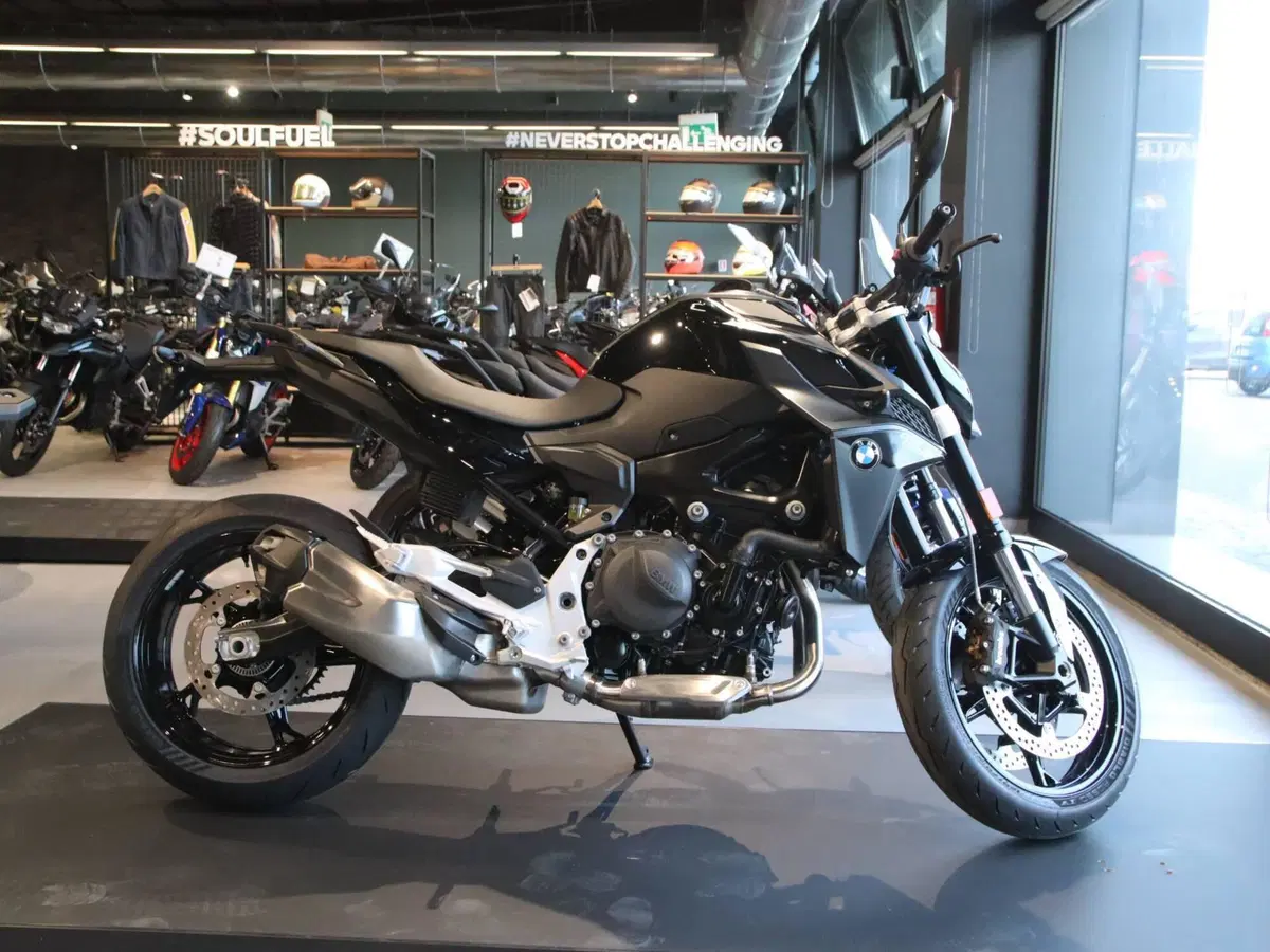 Bmw F 900 R (2025 - 27)