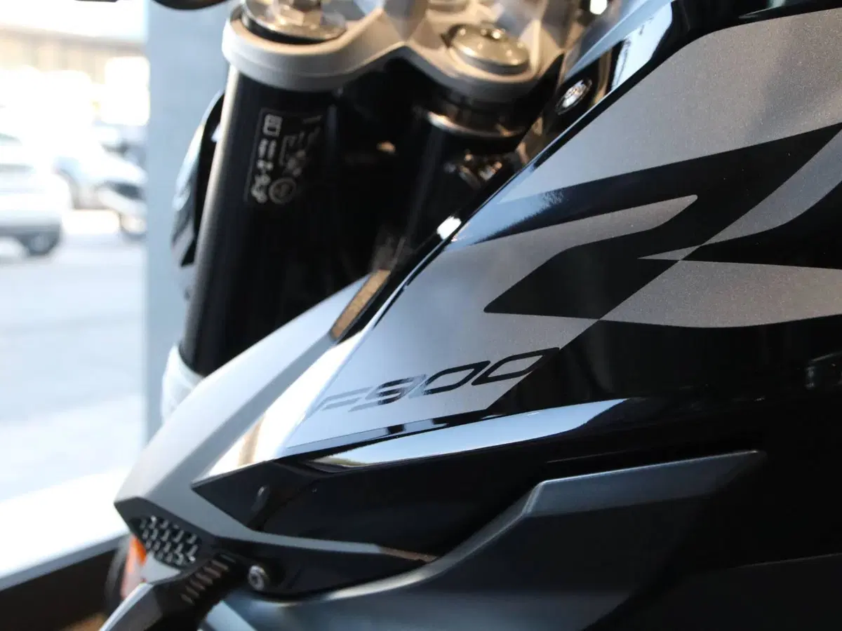 Bmw F 900 R (2025 - 27) (8)