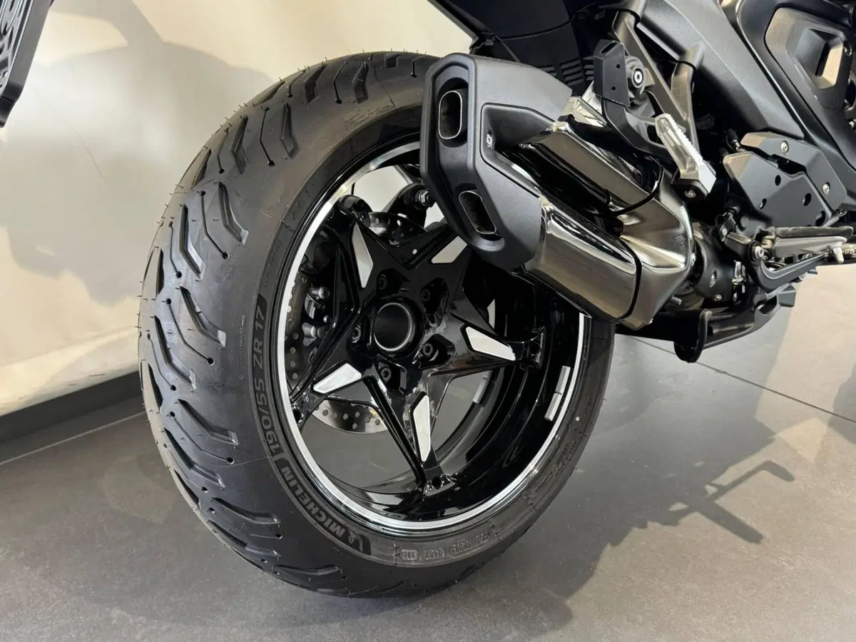 Bmw R 1300 RS (2026) (7)