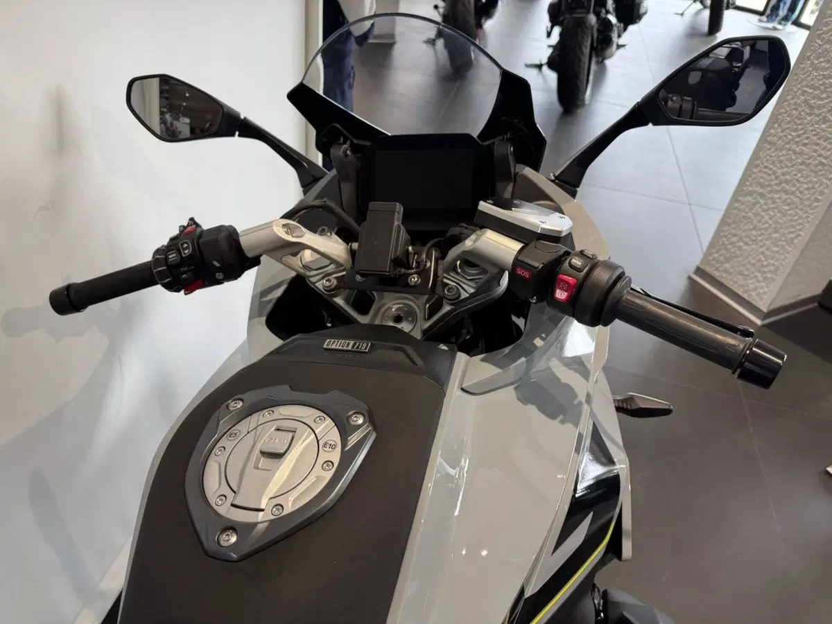 Bmw R 1300 RS (2026) (12)