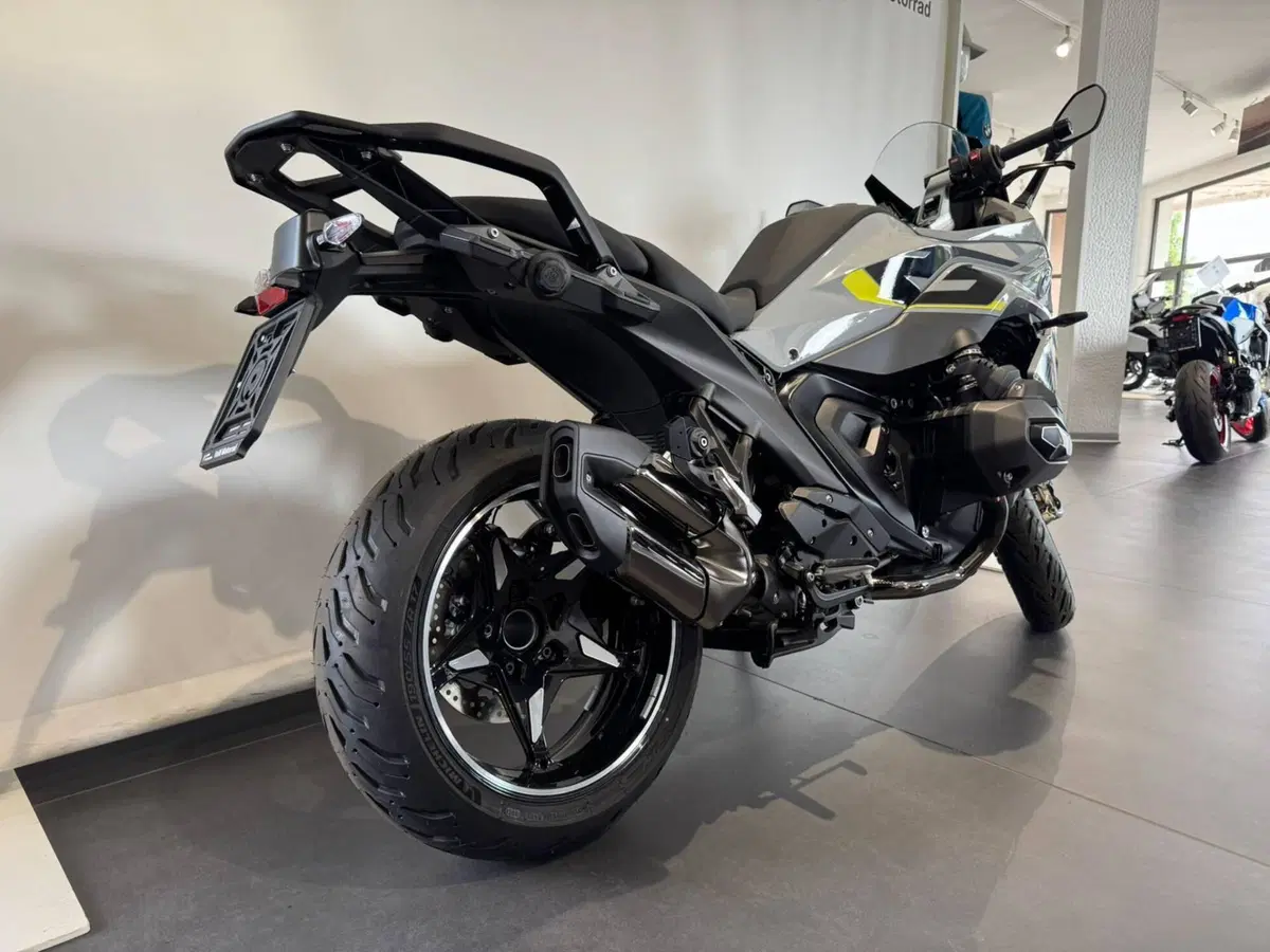 Bmw R 1300 RS (2026) (3)