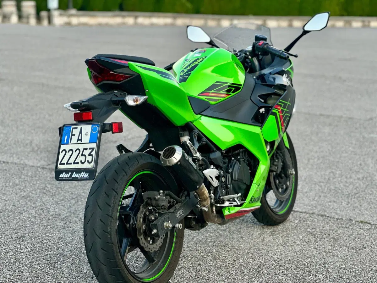 Kawasaki Ninja 400 (2023) (2)