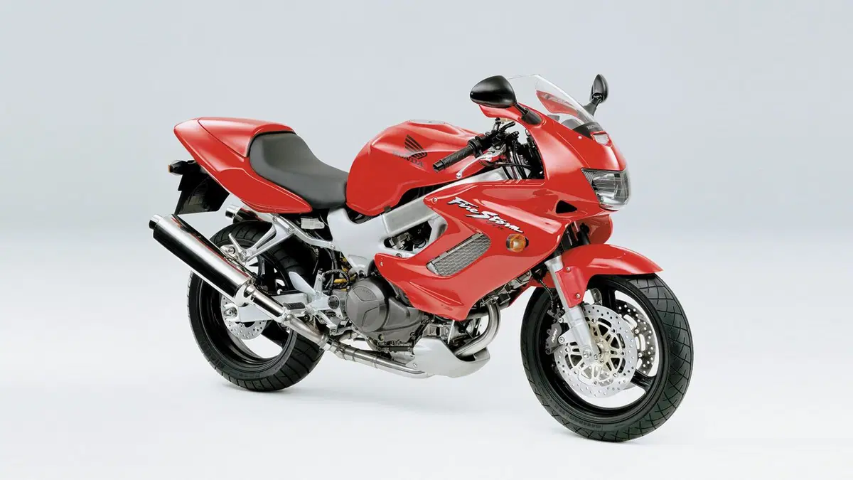 Honda VTR 1000 F VTR 1000 F Firestorm (1997 - 00) (2)