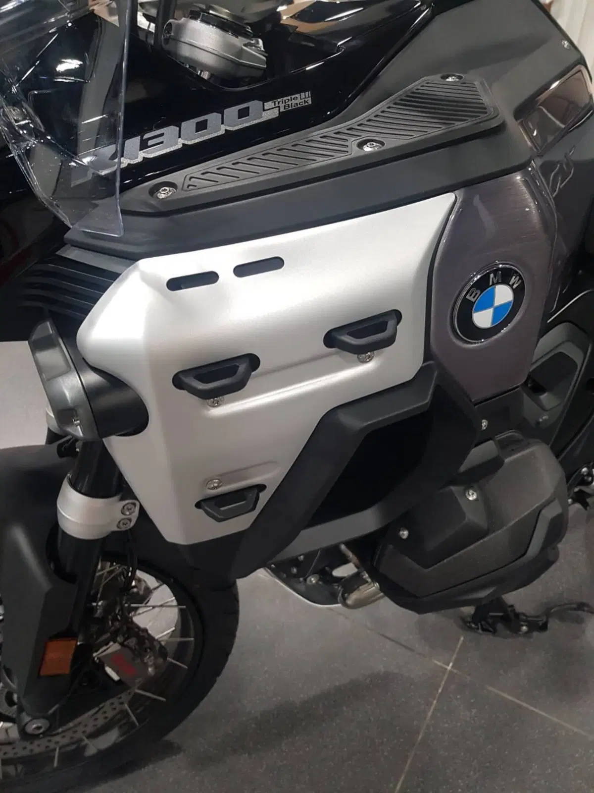 Bmw R 1300 GS Adventure ASA (2025 - 26) (2)