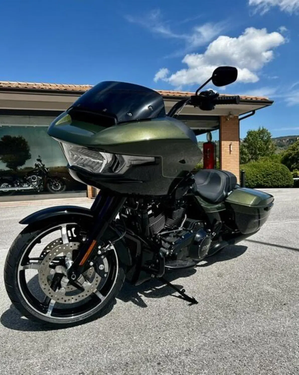 Harley-Davidson Road Glide Limited (2021 - 25) (2)