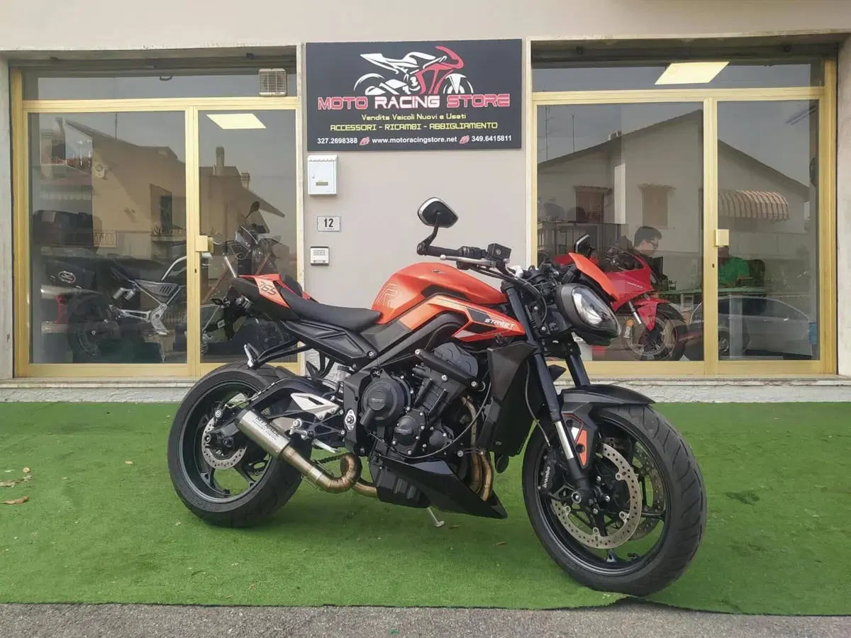 Triumph Street Triple 765 R (2023 - 26)