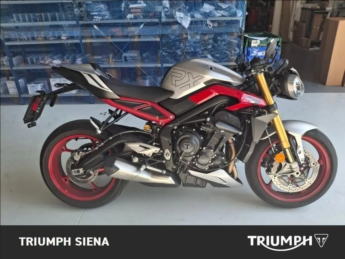 Triumph Street Triple 765 RX (2026)