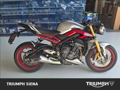 Triumph Street Triple 765 RX (2026) usata